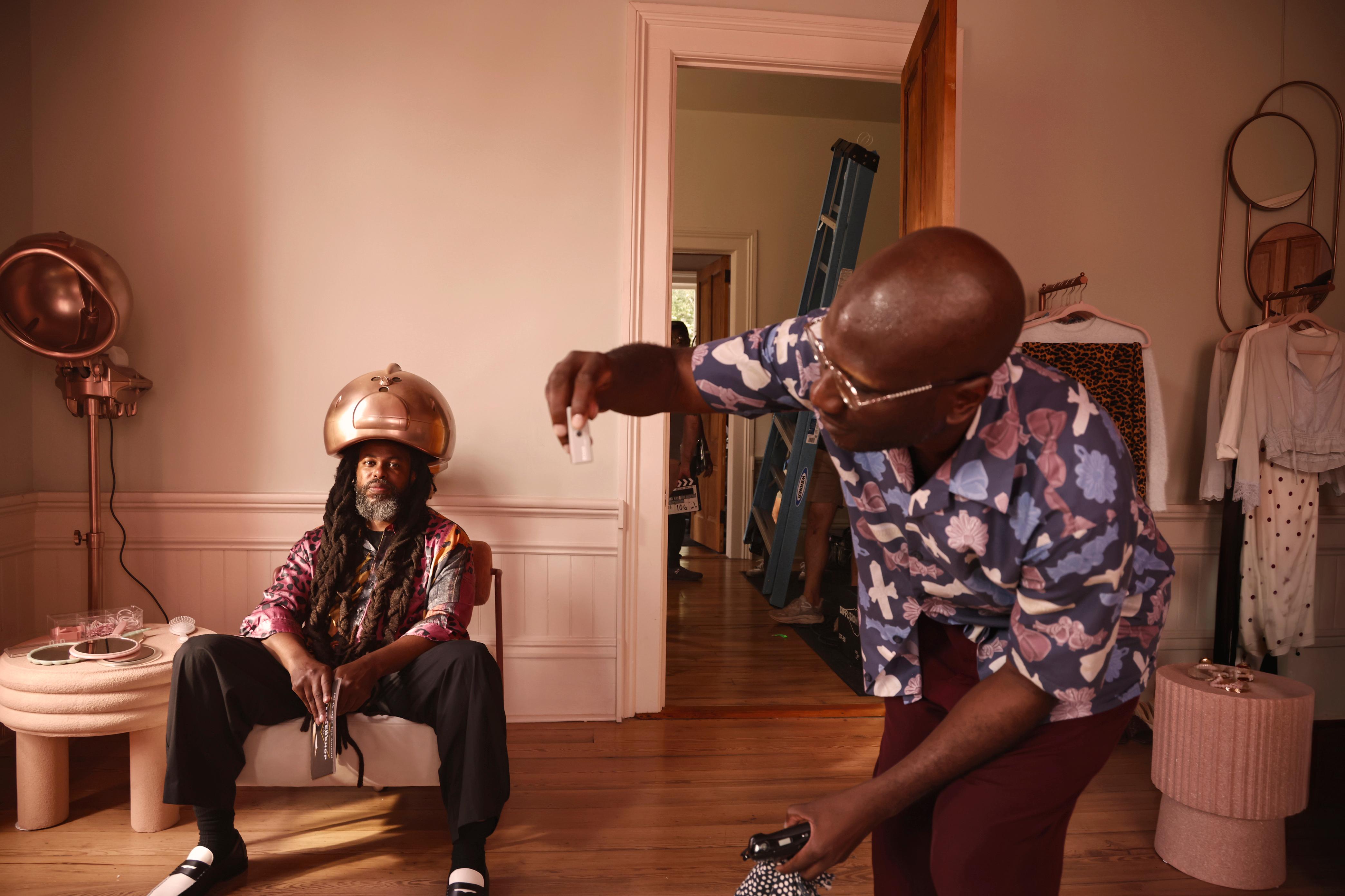 PASS THE COURVOISIER: THE ART OF A BEAUTIFUL GATHERING